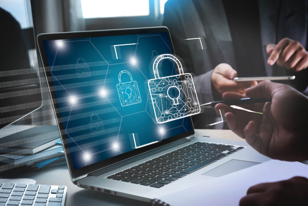 Le Bouclier Numérique : Pensez Comme un Hacker Pour Protéger Votre Vie en Ligne - Aperçu 2